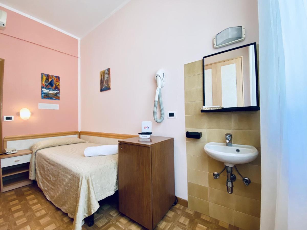 Hotel Villa Grazia Cesenatico Kültér fotó