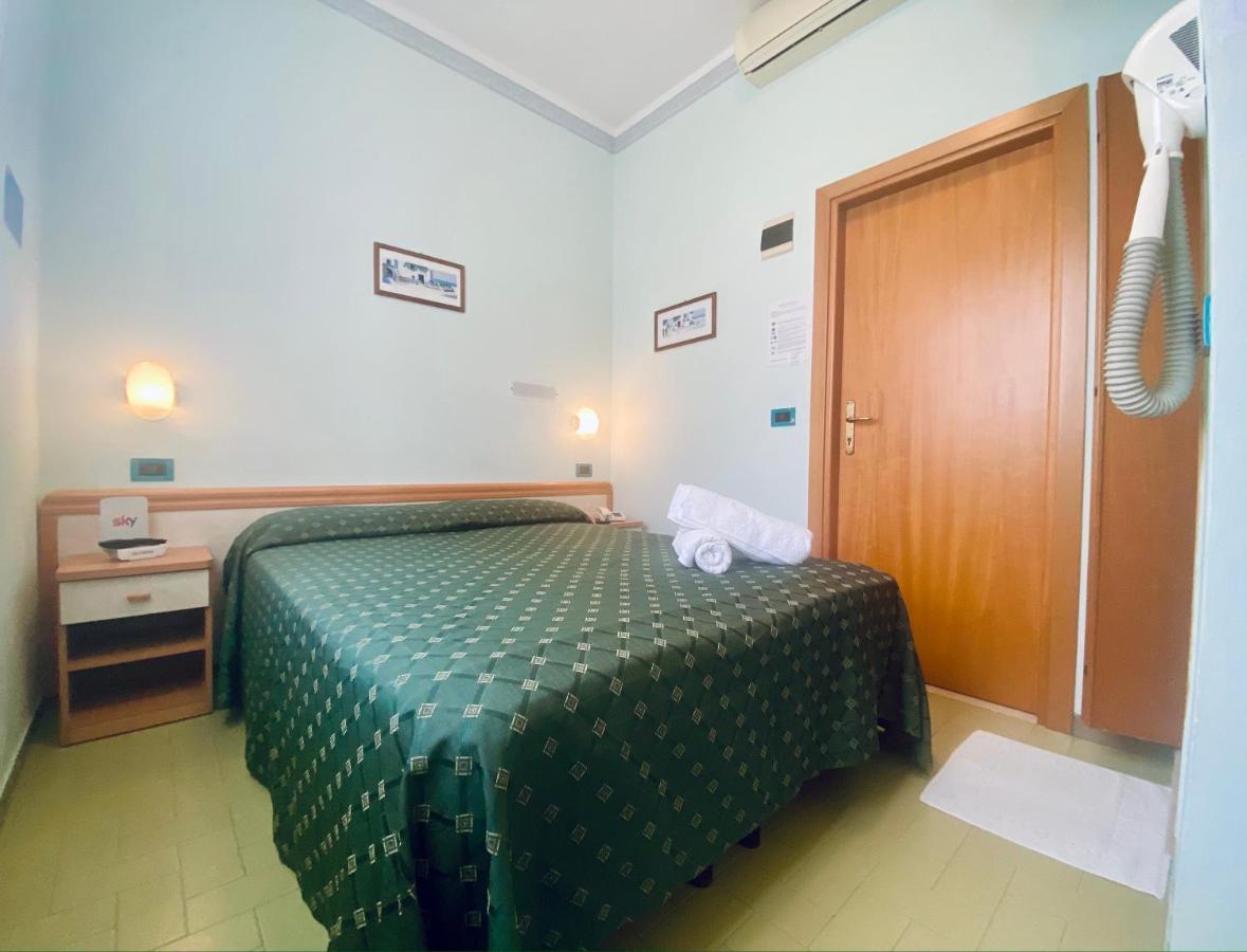 Hotel Villa Grazia Cesenatico Kültér fotó